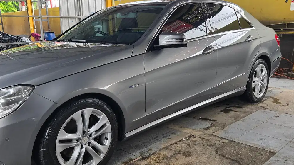 Mercedes-Benz E250 2012 Bensin