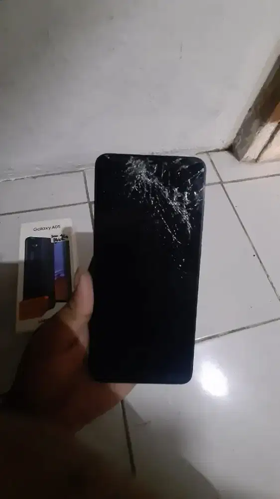 Samsung A05 mati/matot