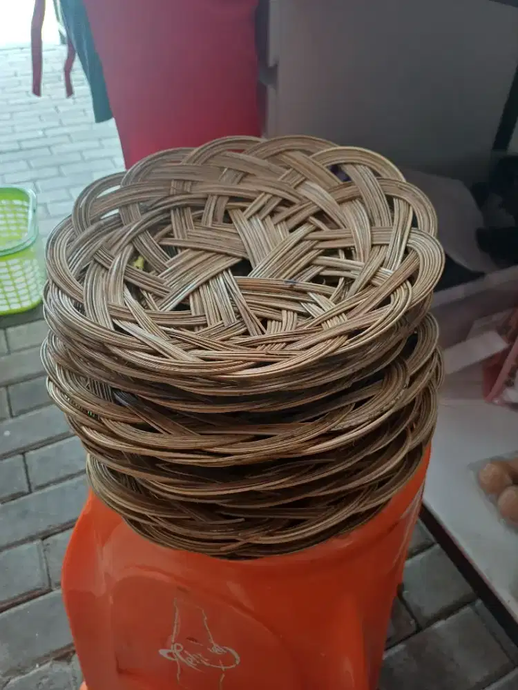 10 pcs piring anyaman bambu