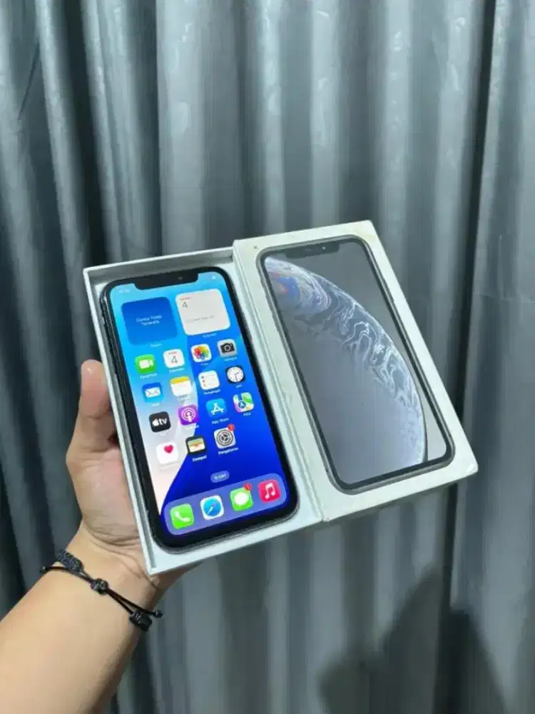 iPhone xr 64GB ALL FUNGSI