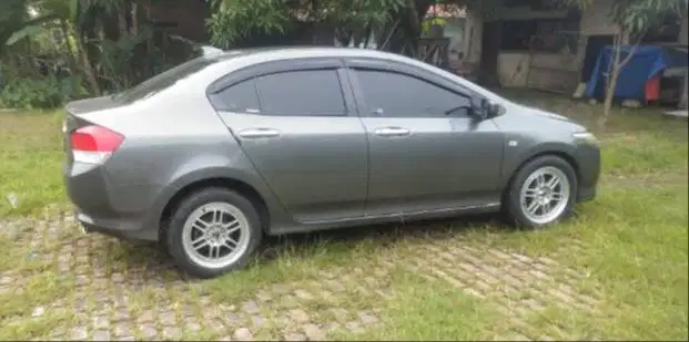 Honda city manual kondisi mulus tidak masih gesit sedan ternyaman