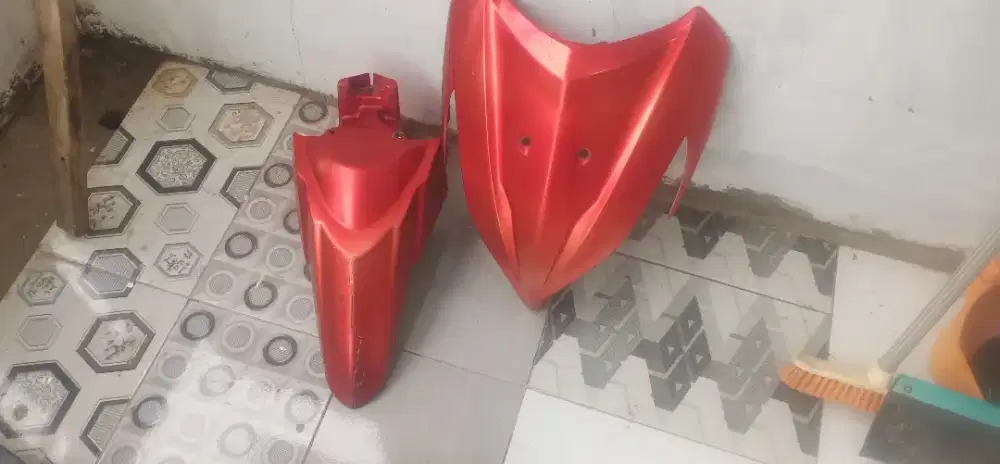 Tameng dan spakbor depan vario agnes