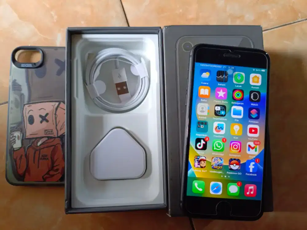 Iphone 8 128gb lengkap