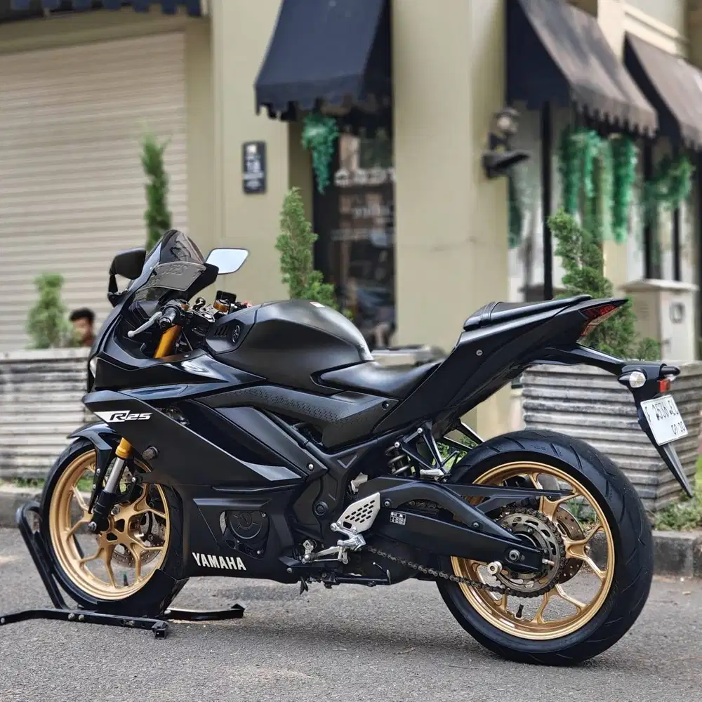 YAMAHA NEW YZF R25 V2 2019 BLACK KM RENDAH PAJAK PANJANG SUPER GRESS