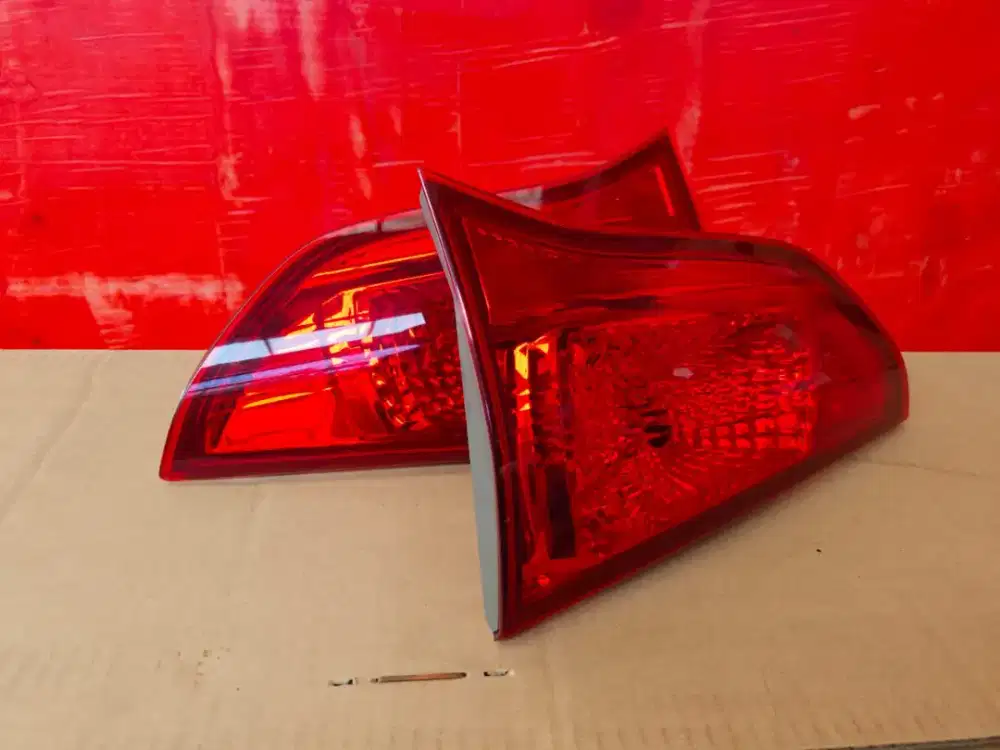 Stop lamp Lampu rem , lampu sen, sign, rem pajero sport 2011-2013