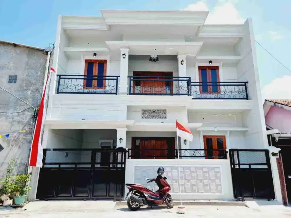 Rumah Baru Cantik 2 Lantai