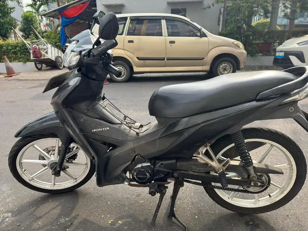 Dijual Honda Revo thn 2011