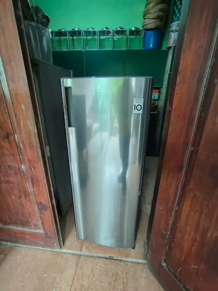 Jual cepat LG freezer 1 pintu