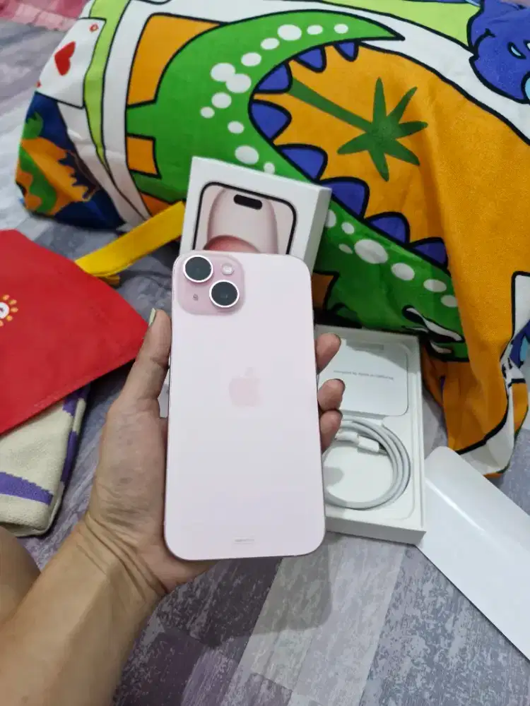 Iphone 15 128 garansi resmi