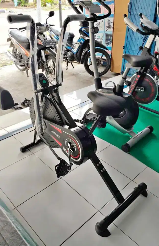 GRATIS ONGKIR BARU SEPEDA STATIS OLAH RAGA AIR BIKE ALAT FITNESS