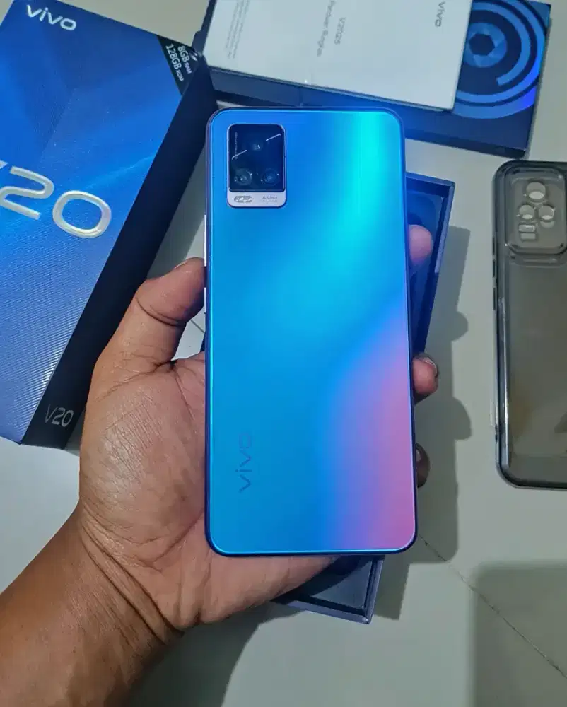 Vivo V20 (8/128) Fullset Ori Finger Layar Tinggal Pakai