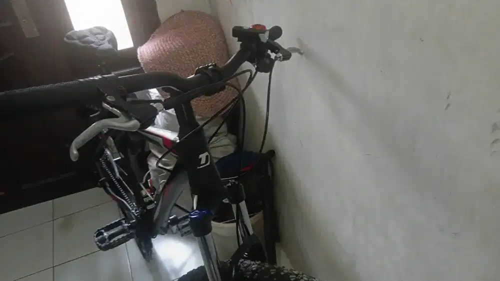 Sepeda Mtb United Detroit 1.1