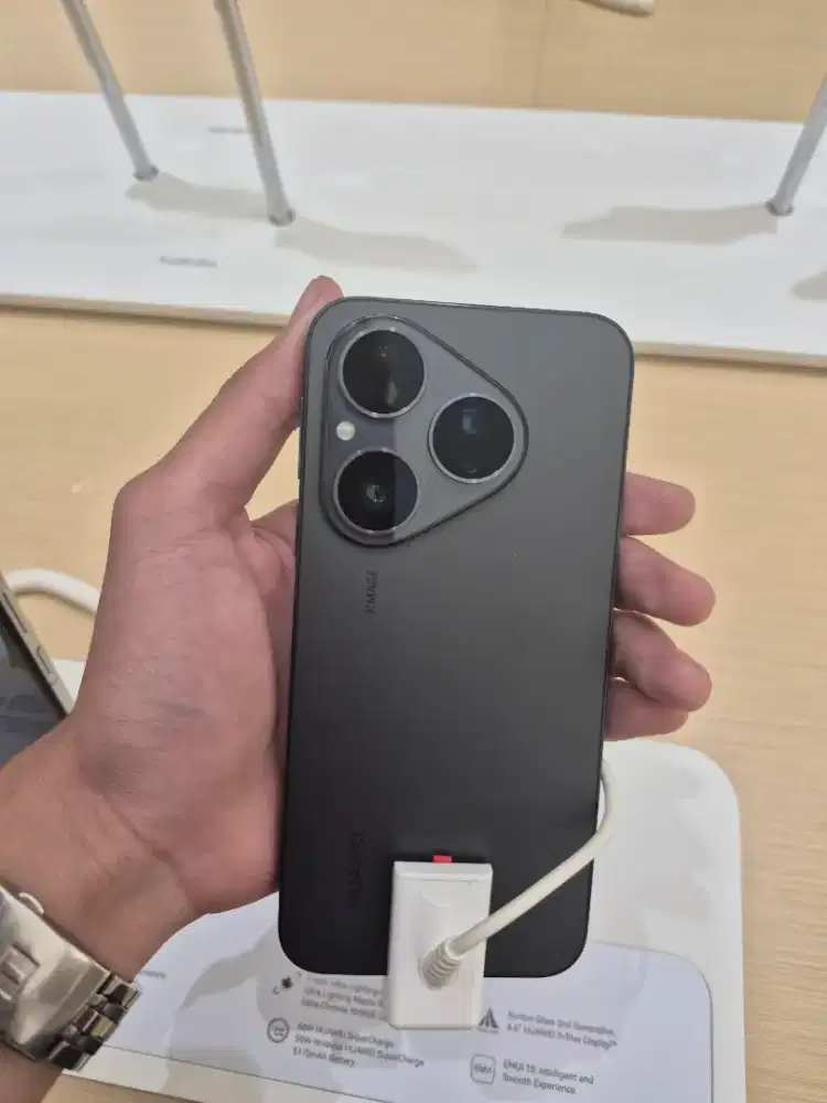 HUAWEI PURA 80 BASIC