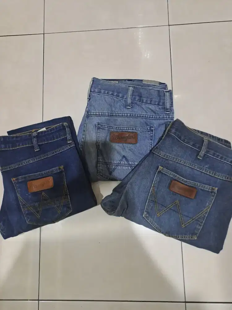 Jeans Branded Wrangler