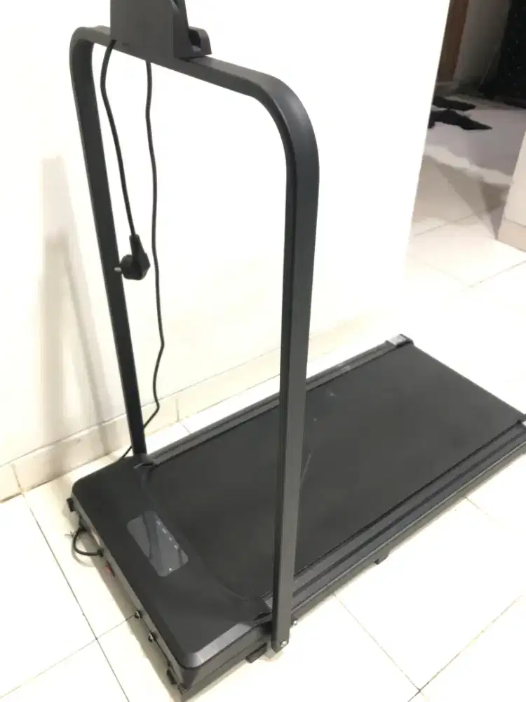 Dijual treadmil  handle black ,  wat 150 pemakaian 5 bulan NEGO