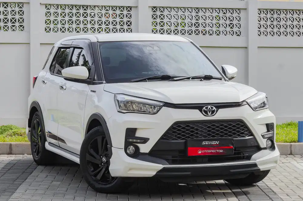Toyota Raize 1.0 Turbo GR Sport TSS CVT 2022 Putih. FULL RECORD!!!