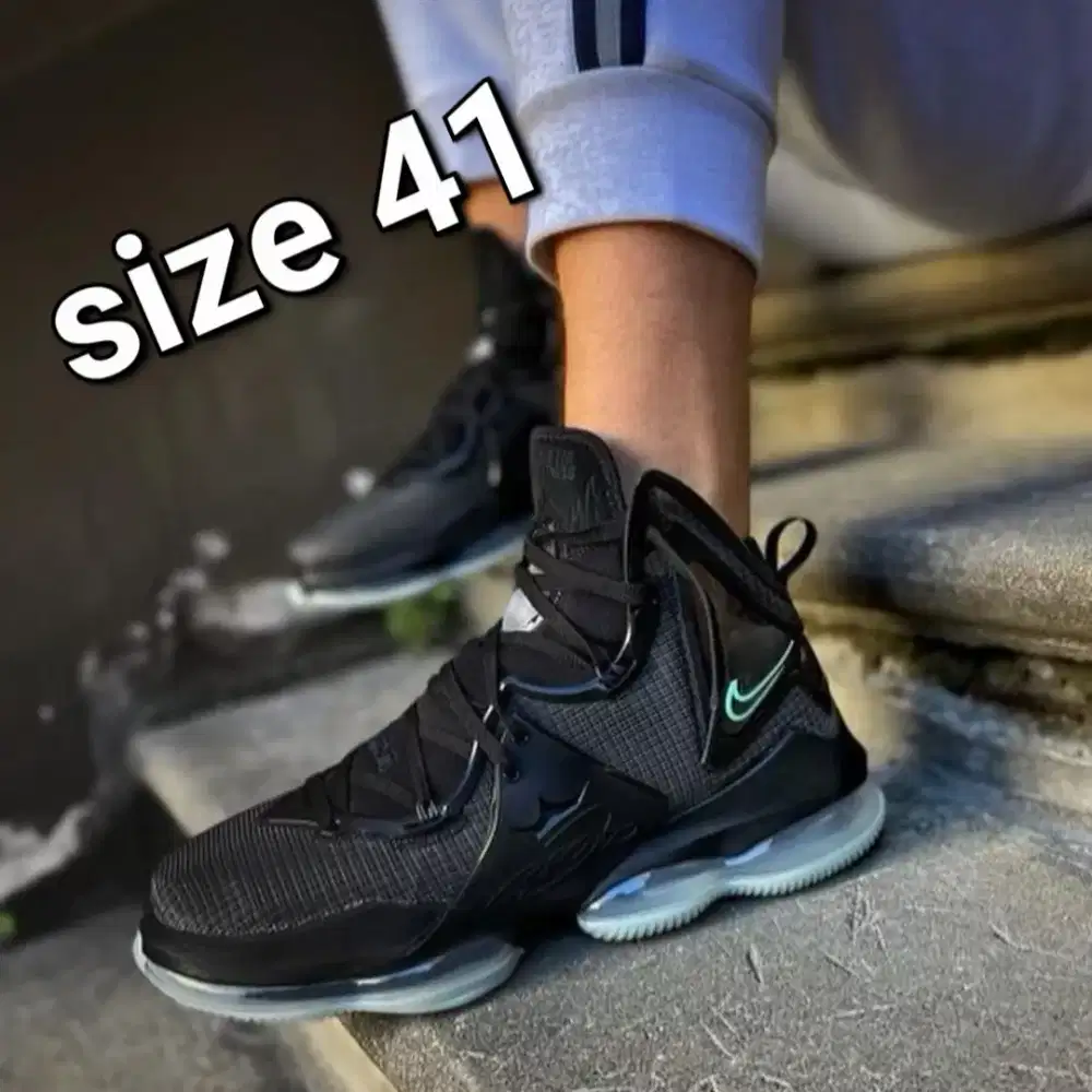 Sepatu basket nike lebron 19 black aqua