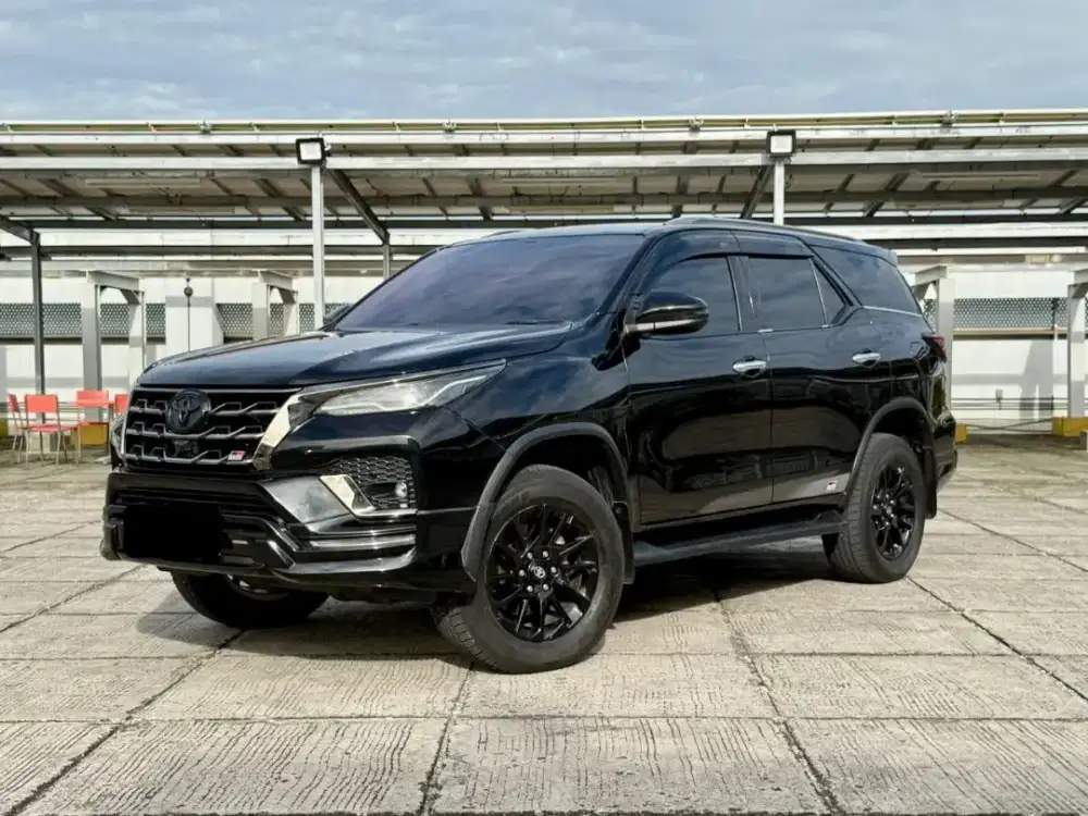 Fortuner GR Sport 2023