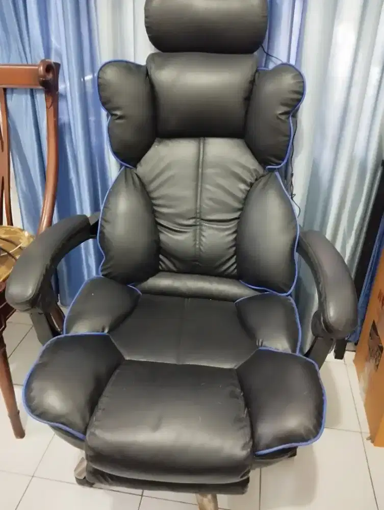 Jual kursi game /direktur