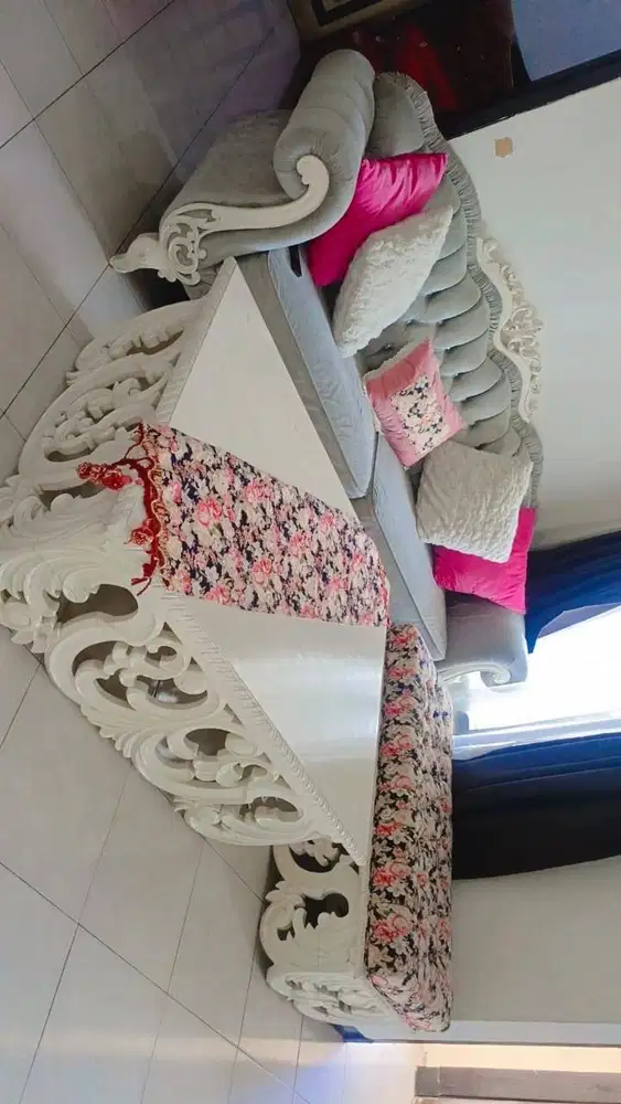 Set sofa mewah murmer