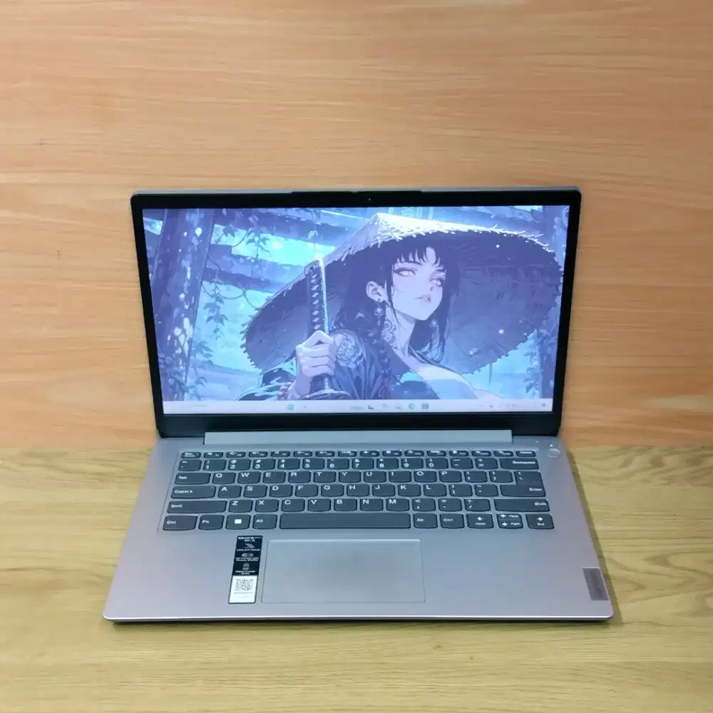 Laptop lenovo ideapad slim 1 ryzen 3-7320U ram 8gb/ssd 256gb fhd ips