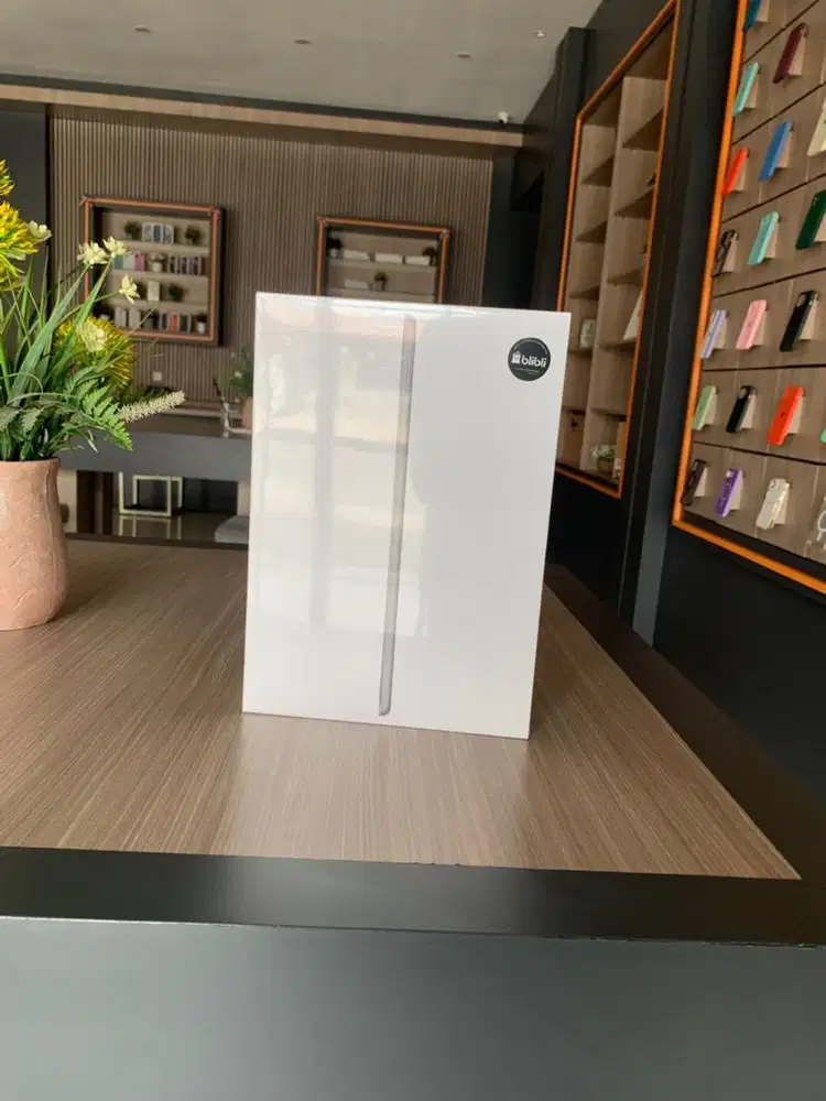 IIPAD GEN 9 64GB SILVER BRAND NEW