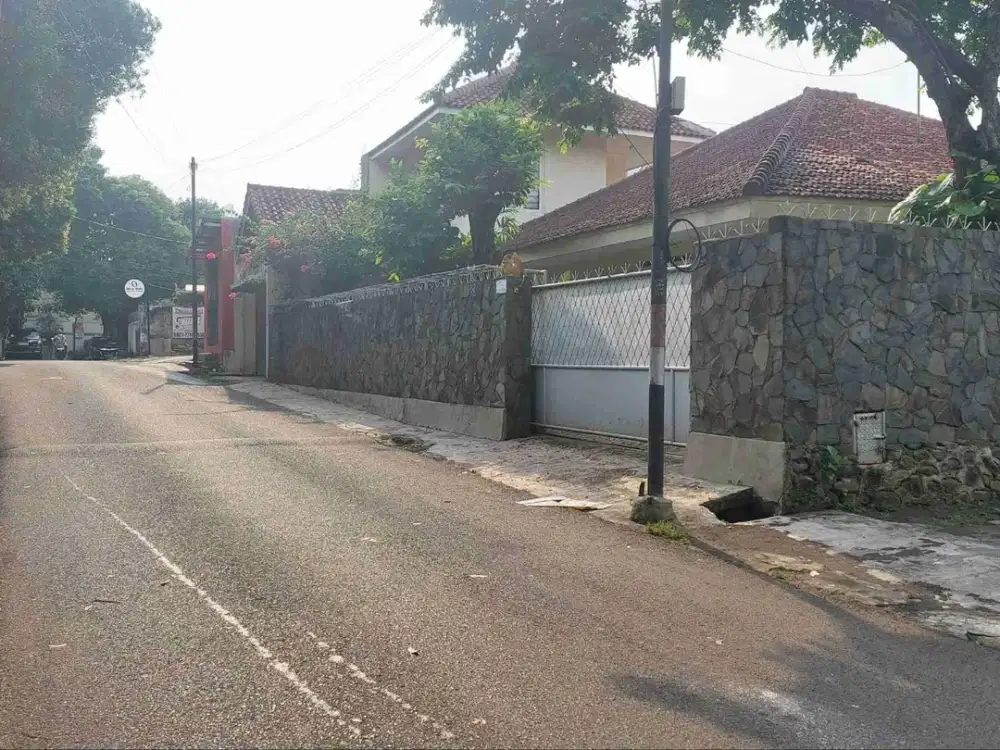 Dijual Rumah Siap Huni Strategis Dekat Stasiun MRT Fatmawati & Jalan Besar