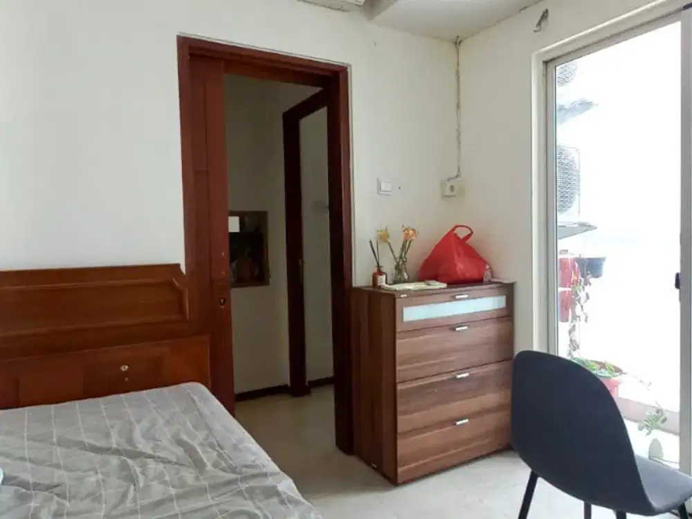 Disewakan 3BR Furnish Lantai Rendah di Apartemen Royal Mediterania Garden