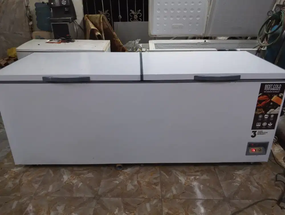 Freezer box 1200L Gea (second bergaransi)