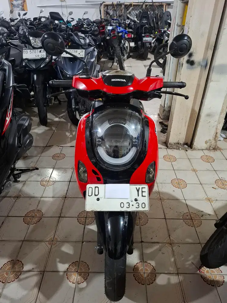 Honda Scoopy 110cc 2025 merah hitam