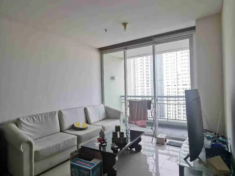 Jual Apartemen Central Park 2+1 Br Lantai Sedang