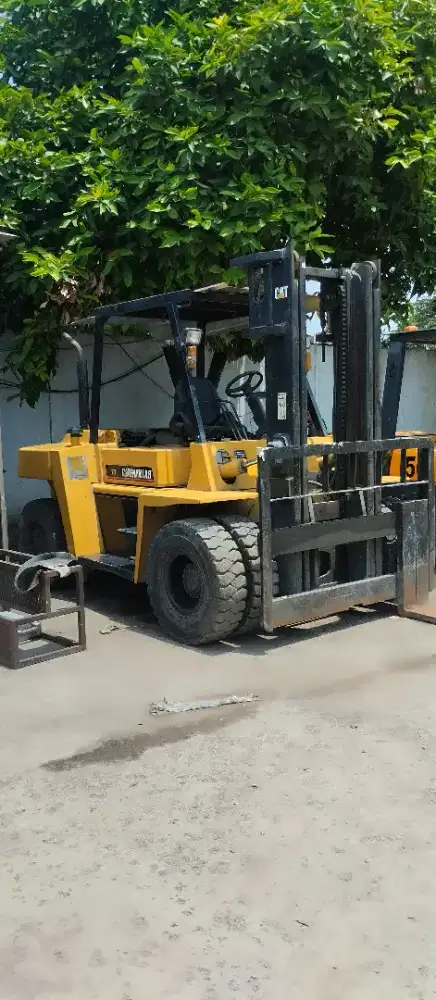 Forklift CAT 2008 7 ton