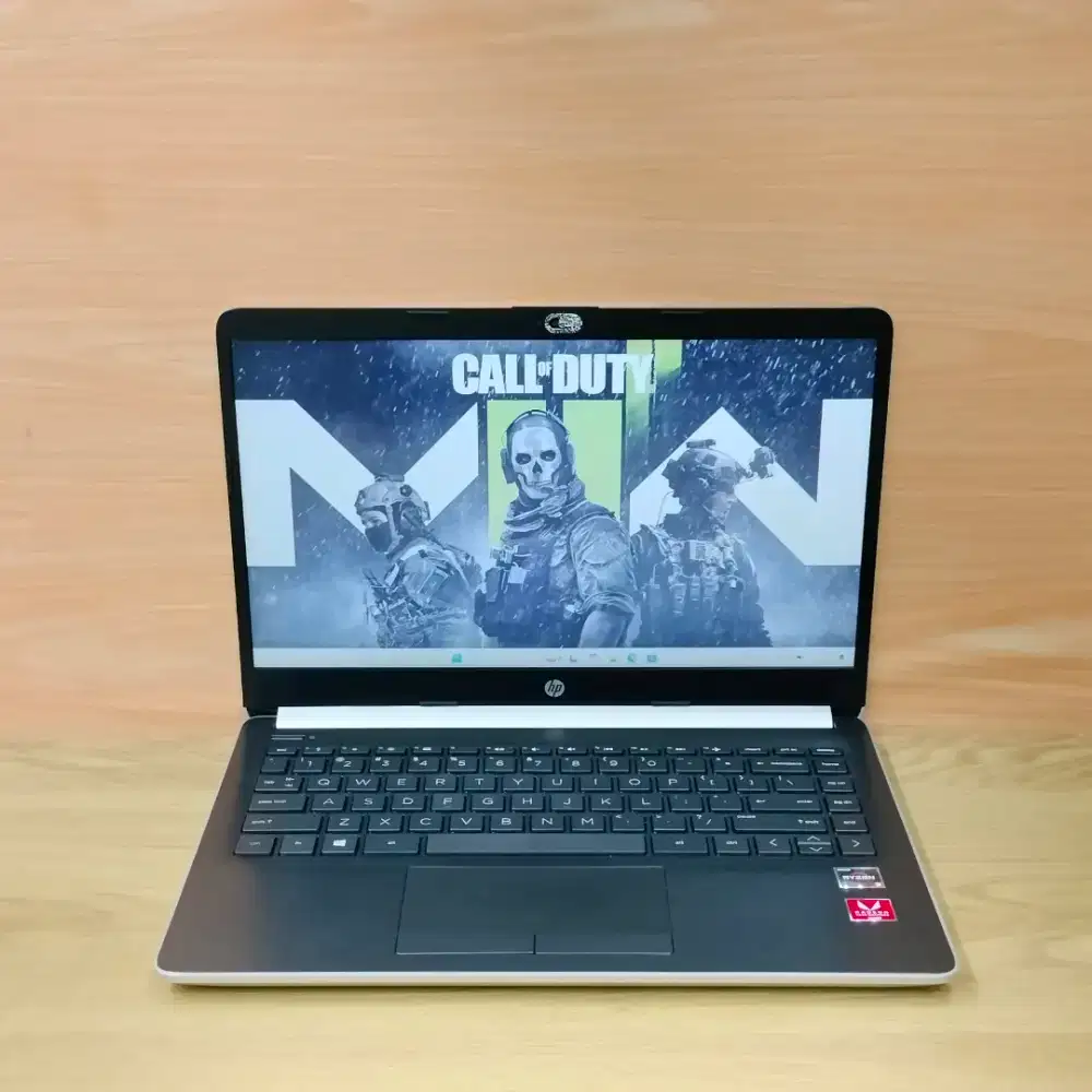 Laptop hp 14s amd ryzen 3-3200U ram 8gb/ssd 128+hdd 1tb 14 inch fjd