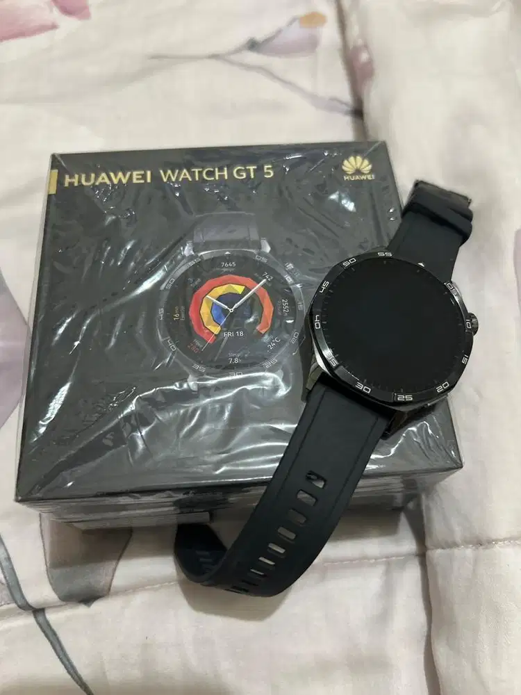Huawei Watch GT5 Black Rubber Like New