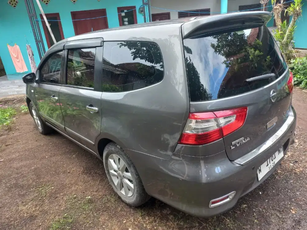 Grand Livina SV 2013