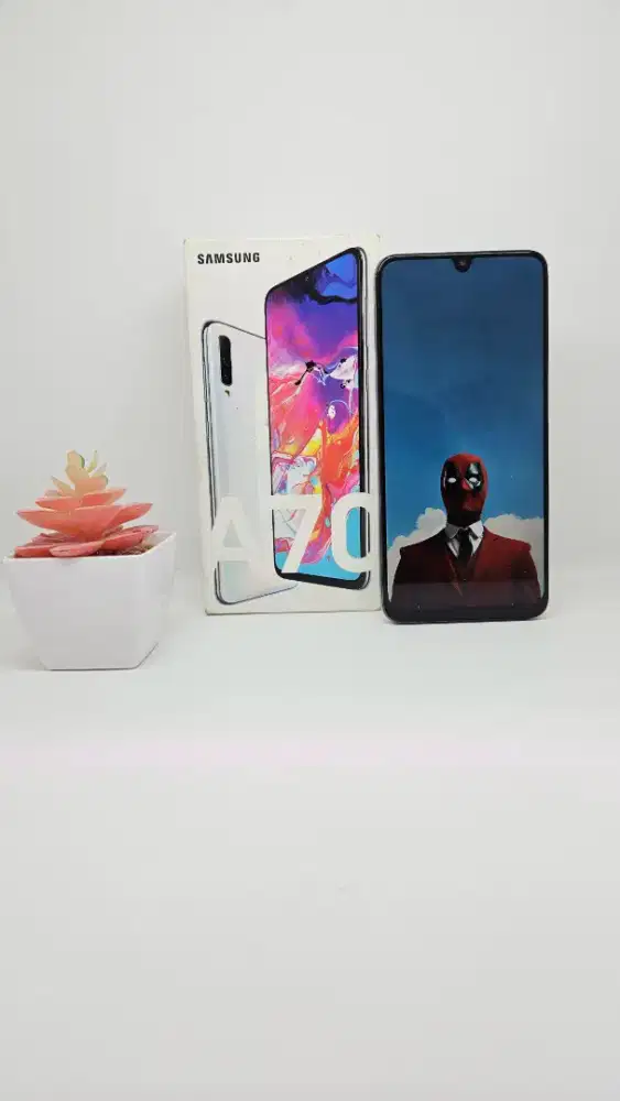 Samsung A70 6/128 (White) SEIN