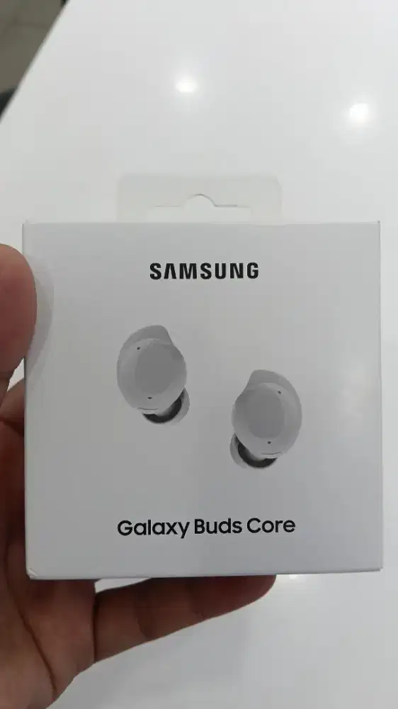 Galaxy buds core white