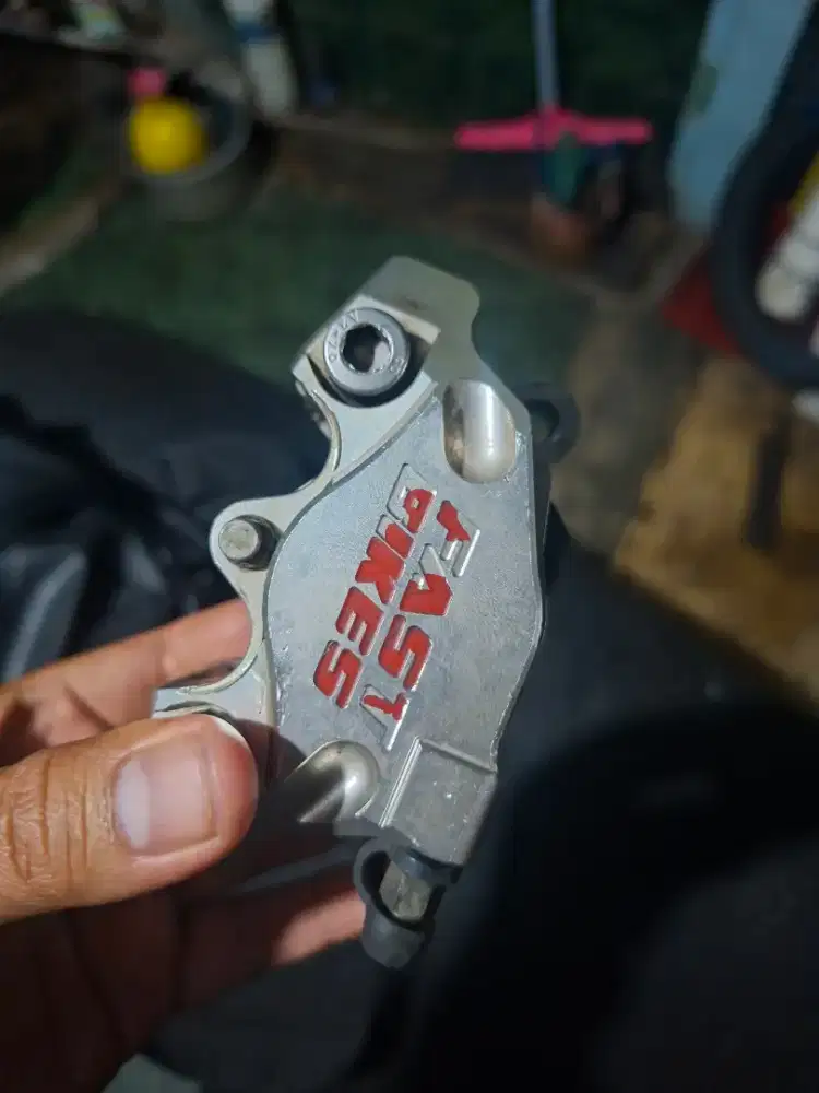 Kaliper 2P Merk Fast Bikes