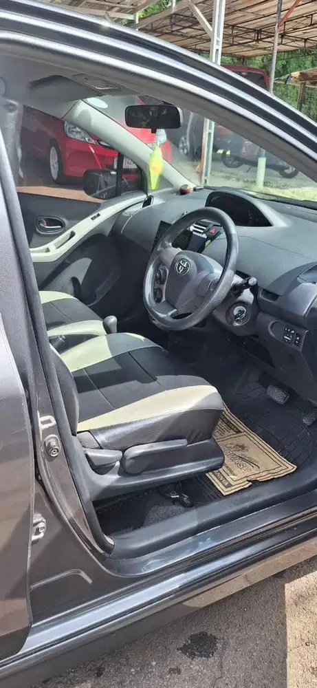 Toyota Yaris 2012 Bensin