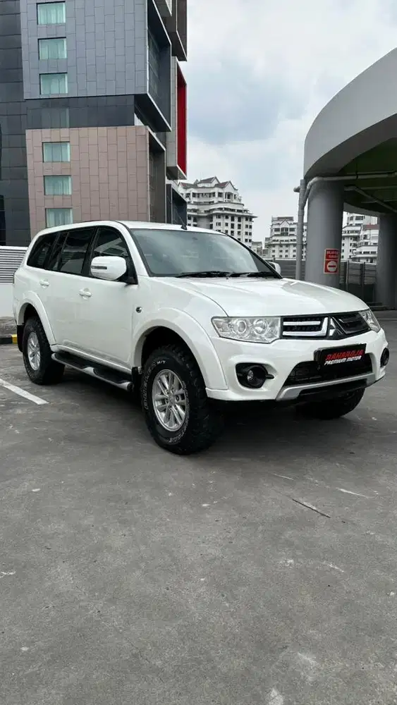 Mitsubishi Pajero Sport GLX 4x4 M/T 2015