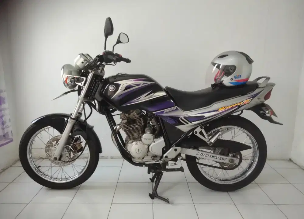 Scorpio Z 2006 hitam