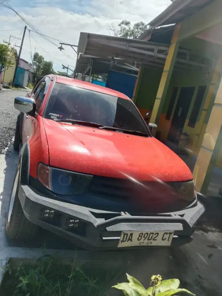 StradaTriton GLS 2013