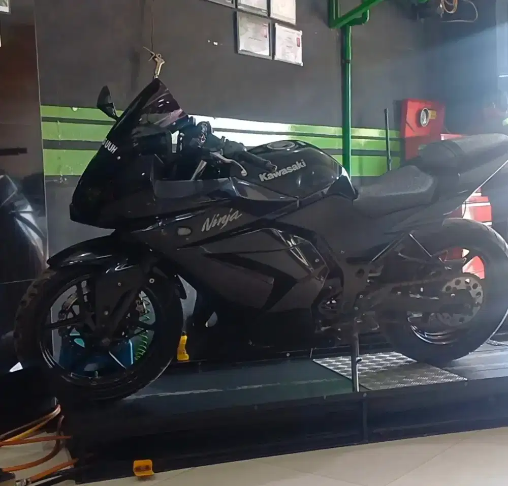 Dijual Kawasaki Ninja 250 Old