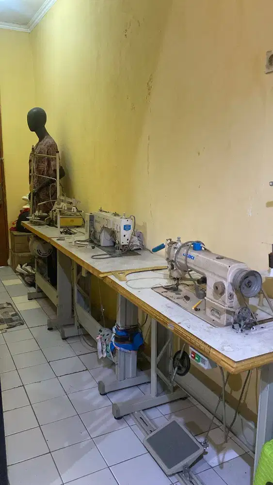 Jual BU Mesin jahit dan obras bekasi, siap pakai