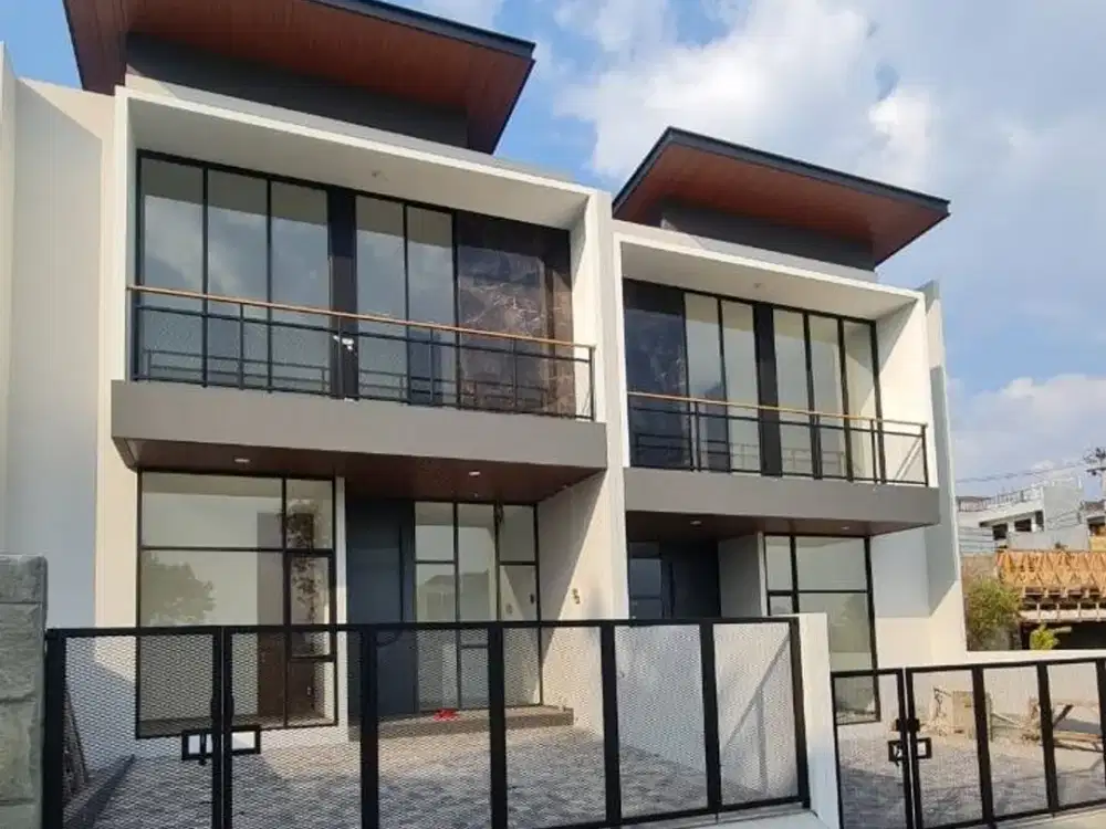 Dijual Rumah Lux Smart Home Strategis Dekat Tol di Setraduta Grande Bandung Utara