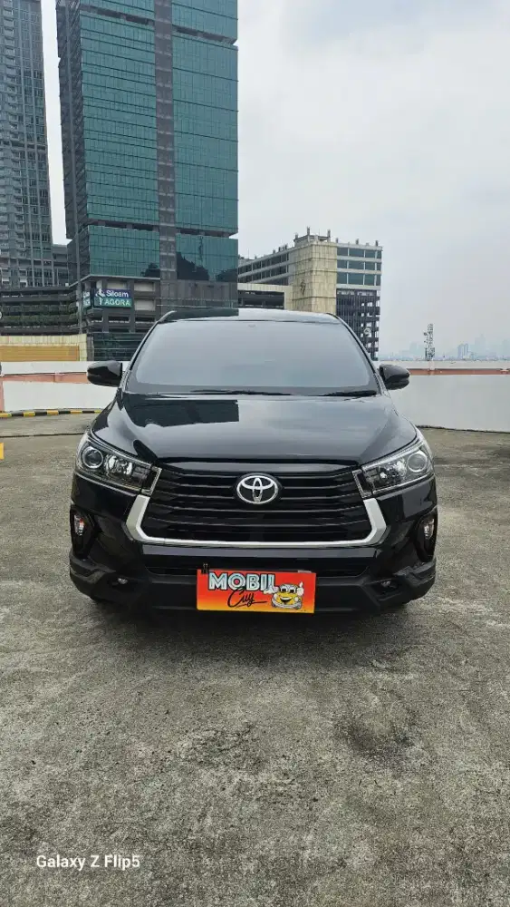 TOYOTA INNOVA VENTURER Q 2.0 AT 2021 HITAM