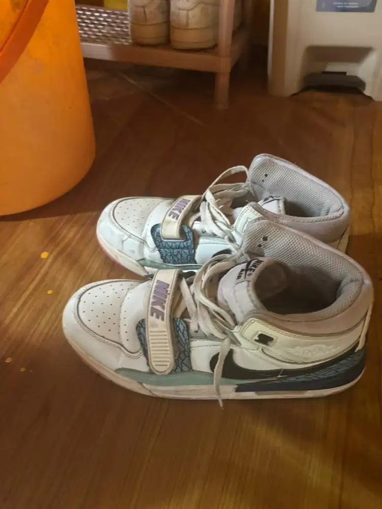 Jual sepatu jordan high white ukuran 41