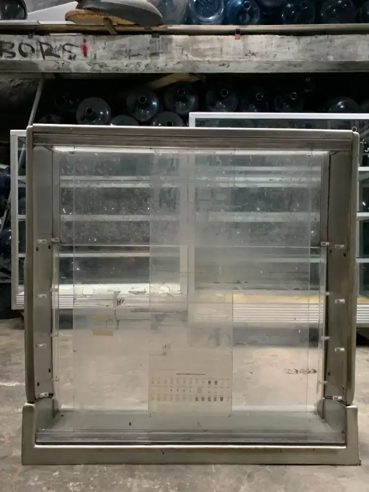 Etalase Rokok uk 75x20x75 cm