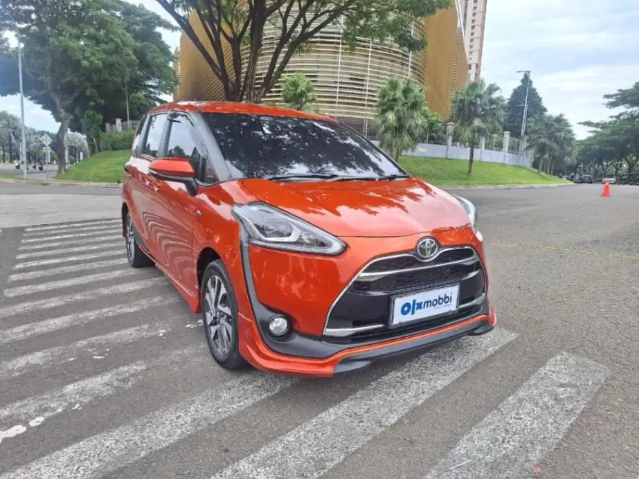 LOW DP Toyota Sienta 1.5 Q Bensin-AT 2016 PYW