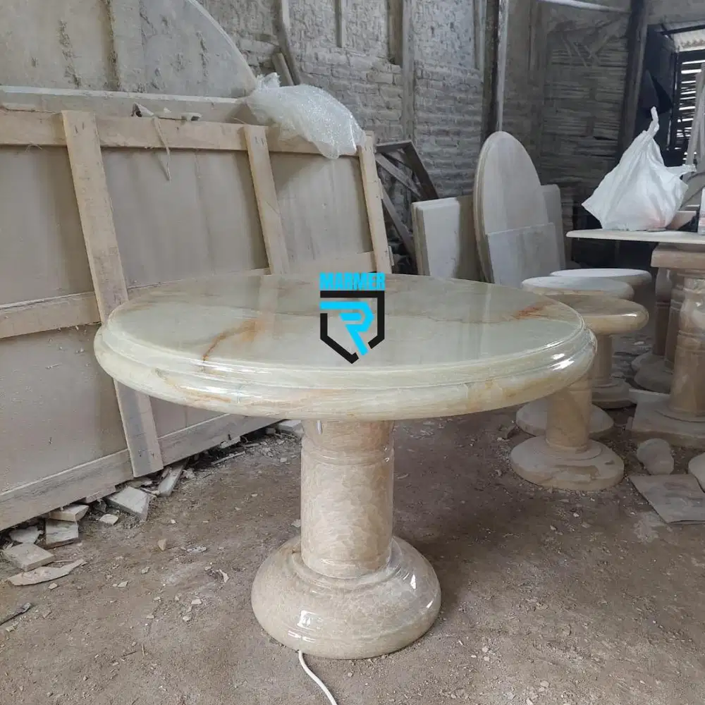 Meja teras bulat batu onix lamping finishing kilap glossy super